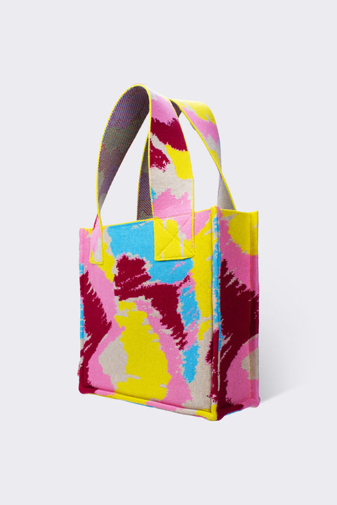 Tereza Rosalie Kladošová in Czech Box Bag