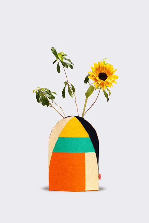 Botanica Knitted Vase (Monster Building: Sunrise)