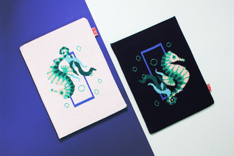 Under Water Seahorse Vertical iPad Bag